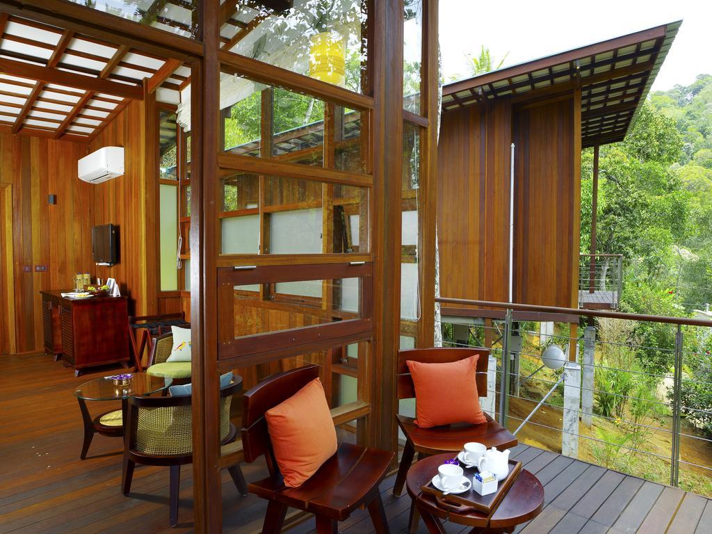 Niraamaya Retreats Cardamom Club Thekkady Exterior photo