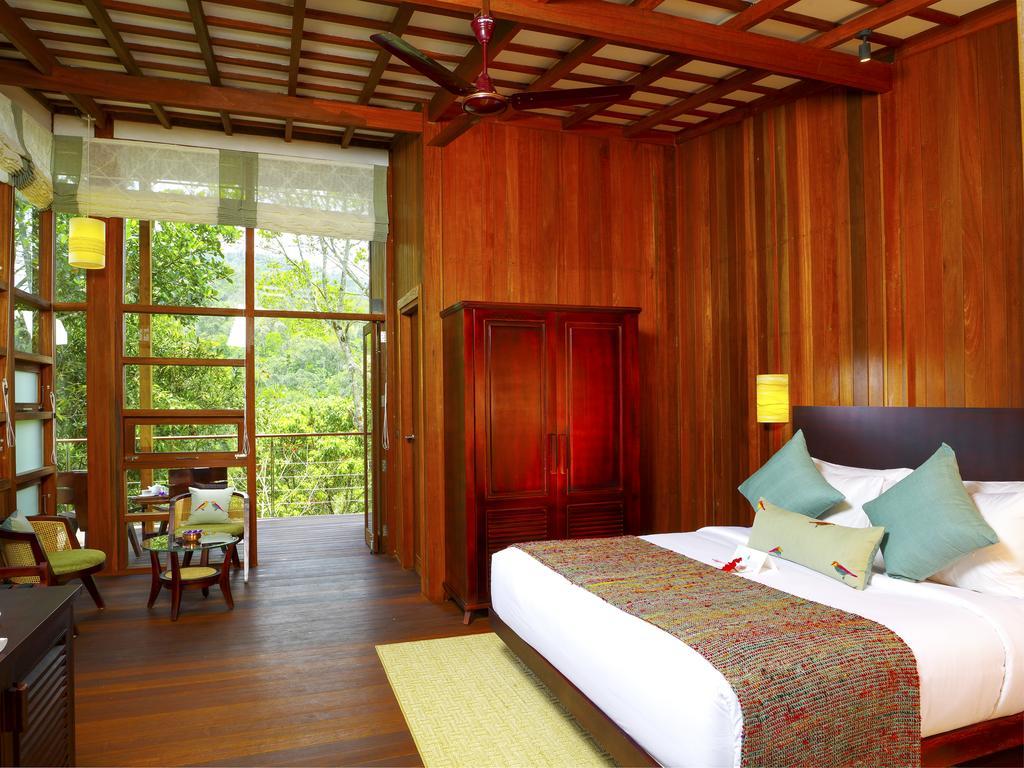 Niraamaya Retreats Cardamom Club Thekkady Exterior photo